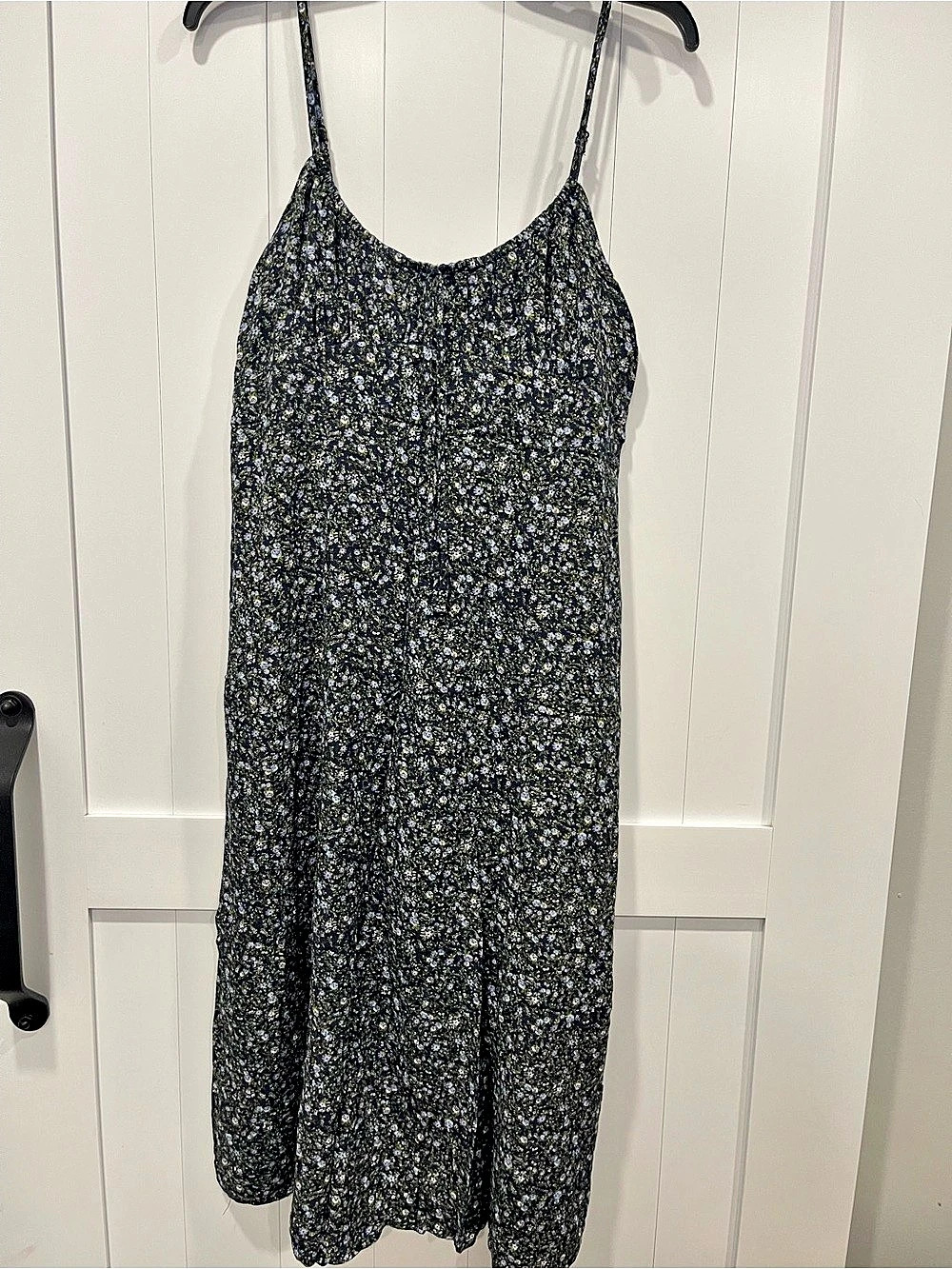 No Boundaries Floral Maxi Dress in Black & Green Size Large Like New